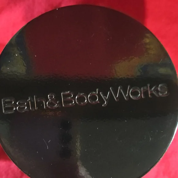 New Bath & Body Works Blue Raspberry Snow Cone 3-Wick 14.5 oz. Candle-RETIRED - Picture 3 of 7